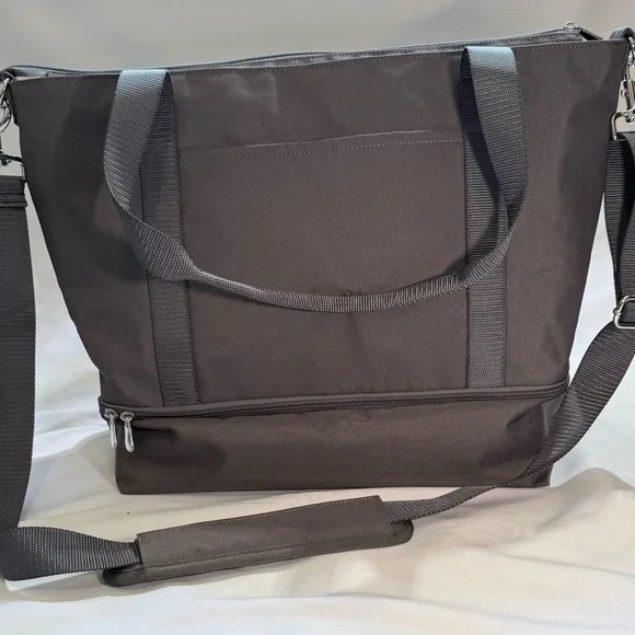 EUC Lo & Sons Catalina Deluxe Tote - Picture 2 of 5